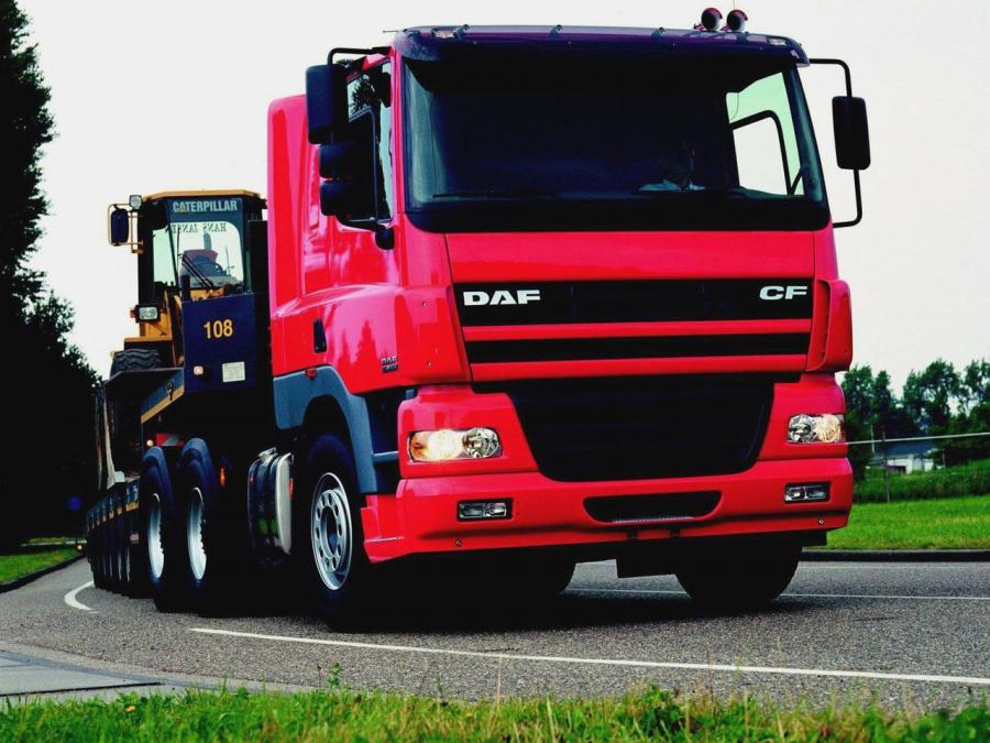  DAF CF85 6x4 FTT Sleeper Cab 2001 года  (фото 1 из 4)